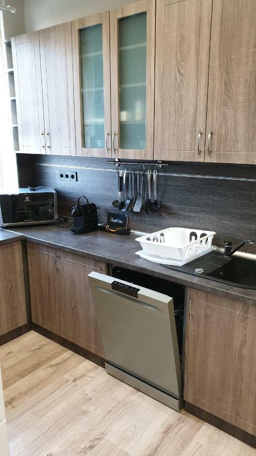 Aqua Apartman Tiszaújváros Exterior foto